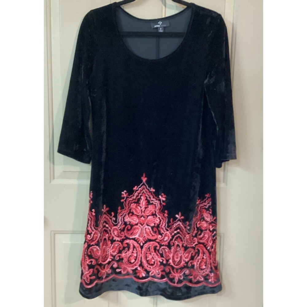 Ronni Nicole Black Velvet Embroidered Dress Paisly Size 8